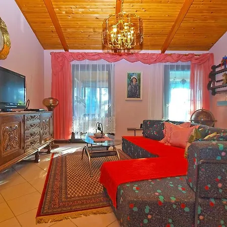 House Silvana 1461 * 풀라